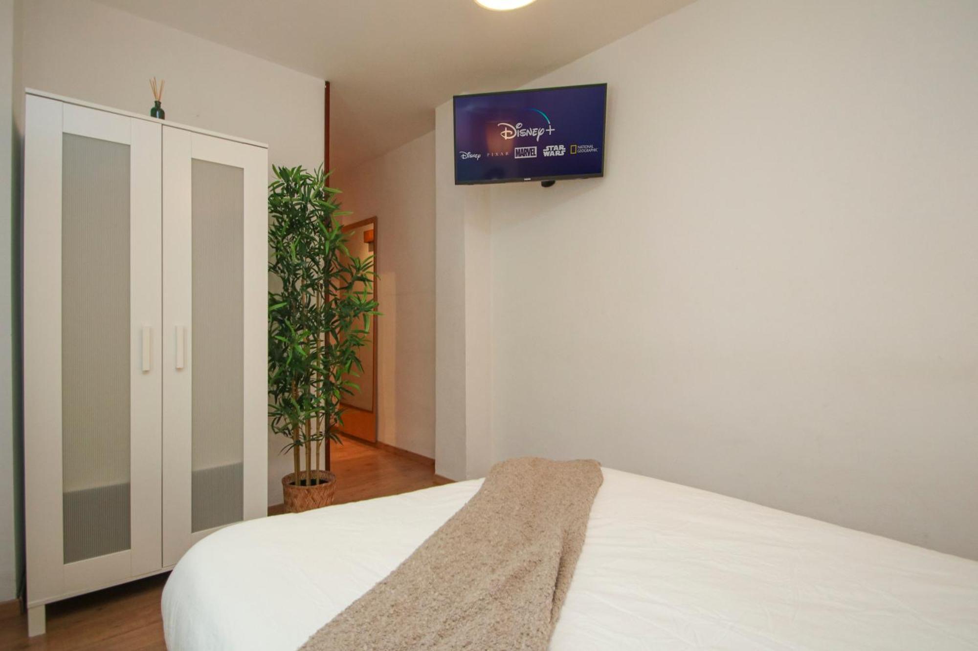 Spacious 2 Bedroom Apt In The Heart Of Triana Sevilla Exterior foto