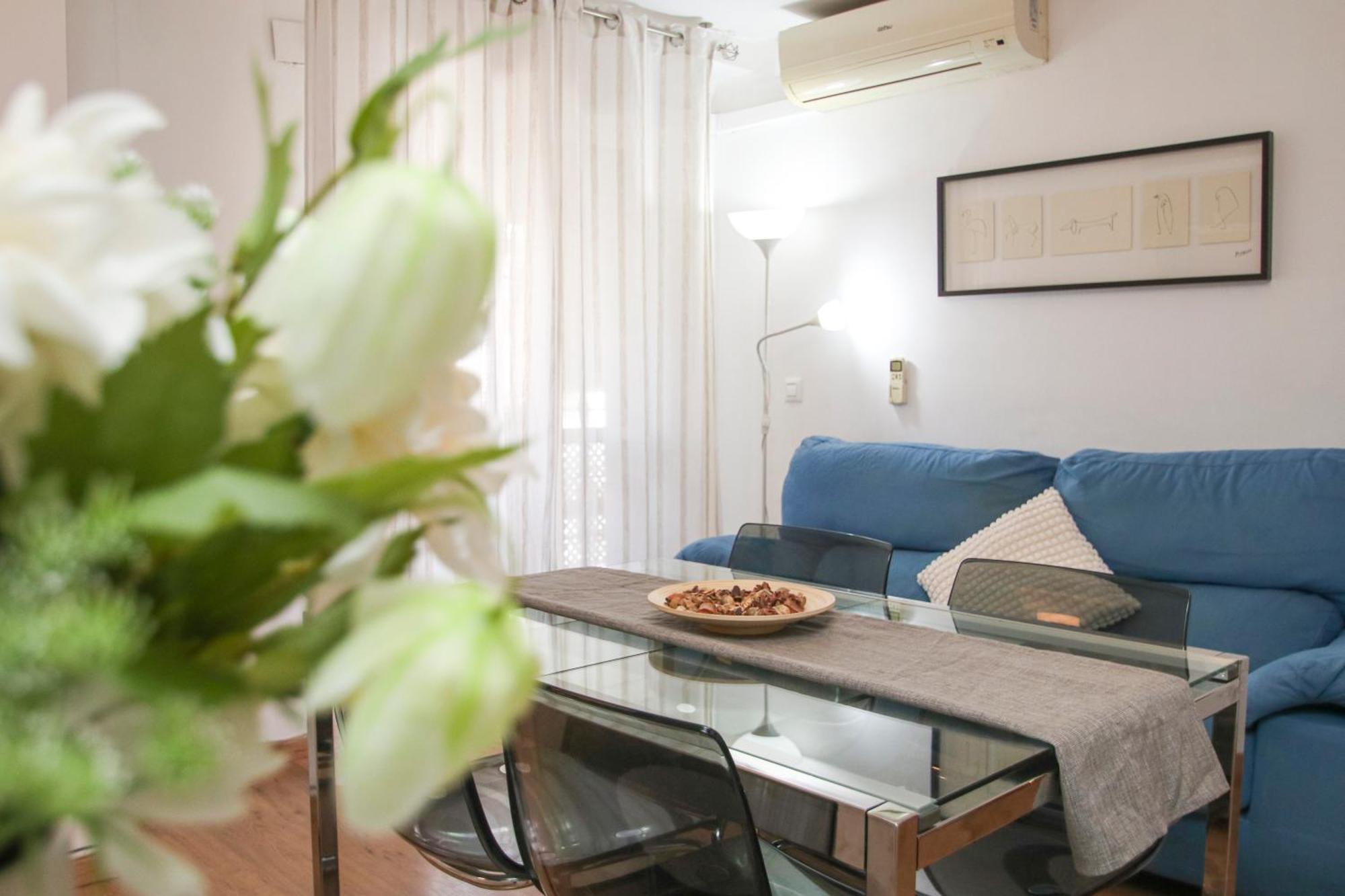 Spacious 2 Bedroom Apt In The Heart Of Triana Sevilla Exterior foto